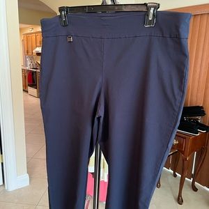 Alfani capri pants